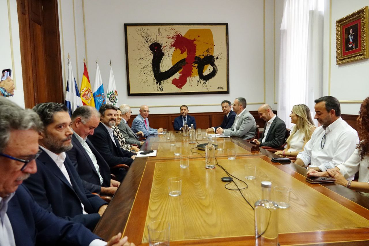 Reunión de trabajo con FEPECO / CanariasNoticias.es 