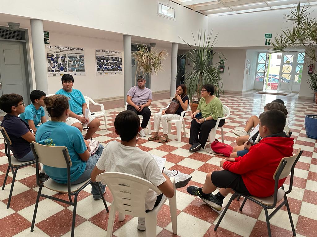 Reunión UNICEF / CanariasNoticias.es 