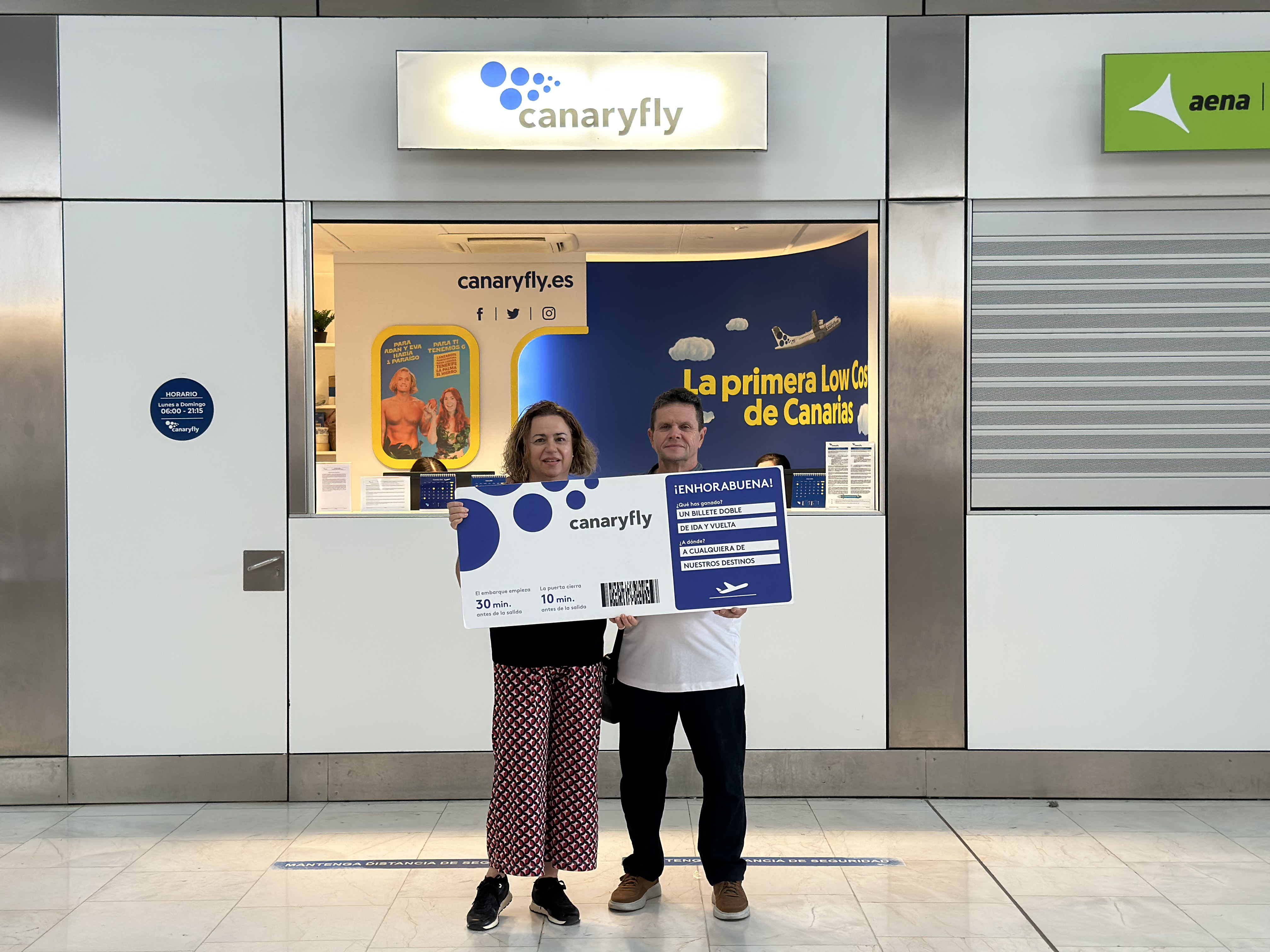 Pasajero 4 millones de Canaryfly / CanariasNoticias.es Pasajero 4 millones de Canaryfly / CanariasNoticias.es