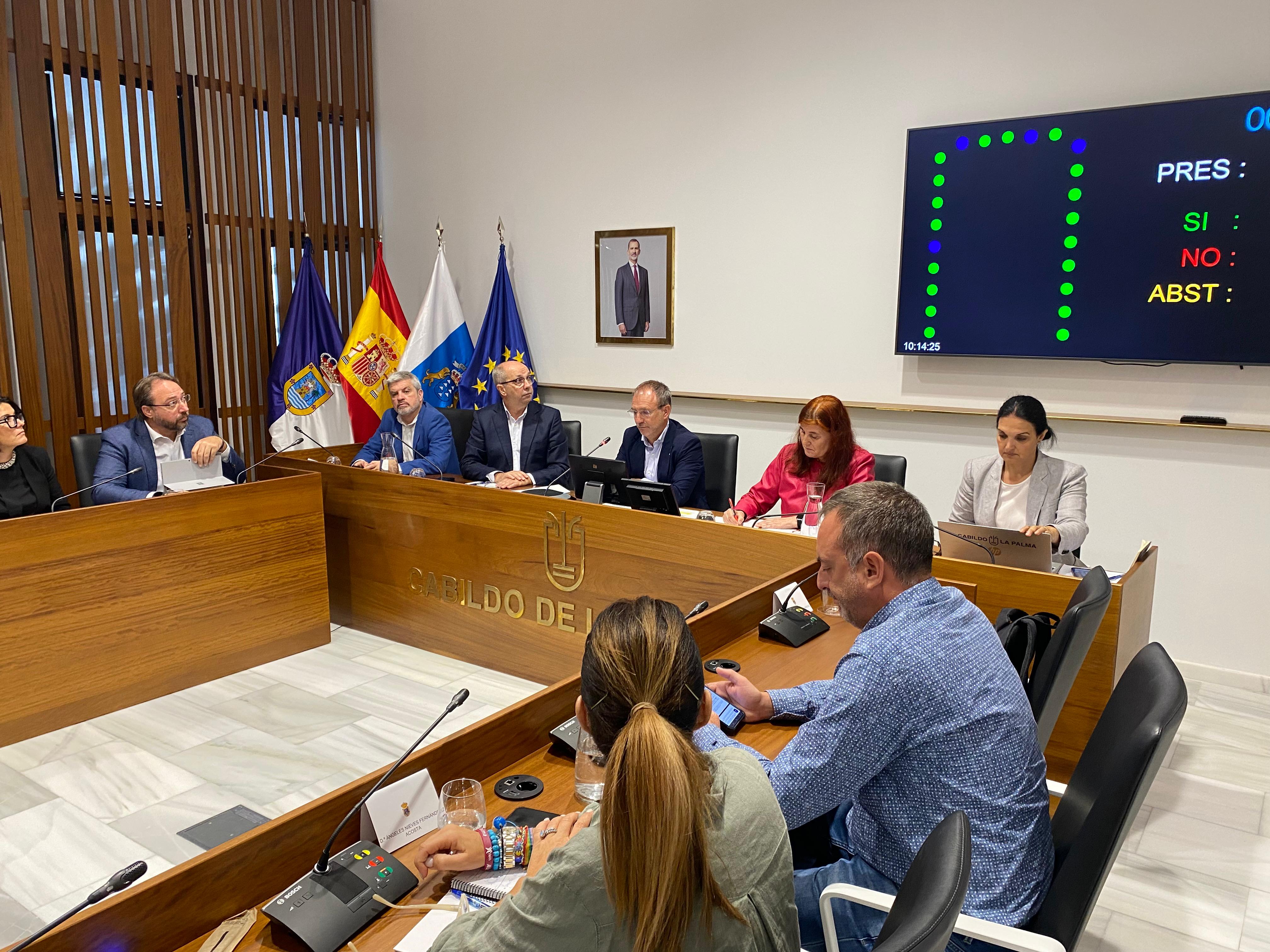 Pleno del Cabildo de La Palma / CanariasNoticias.es Pleno del Cabildo de La Palma / CanariasNoticias.es