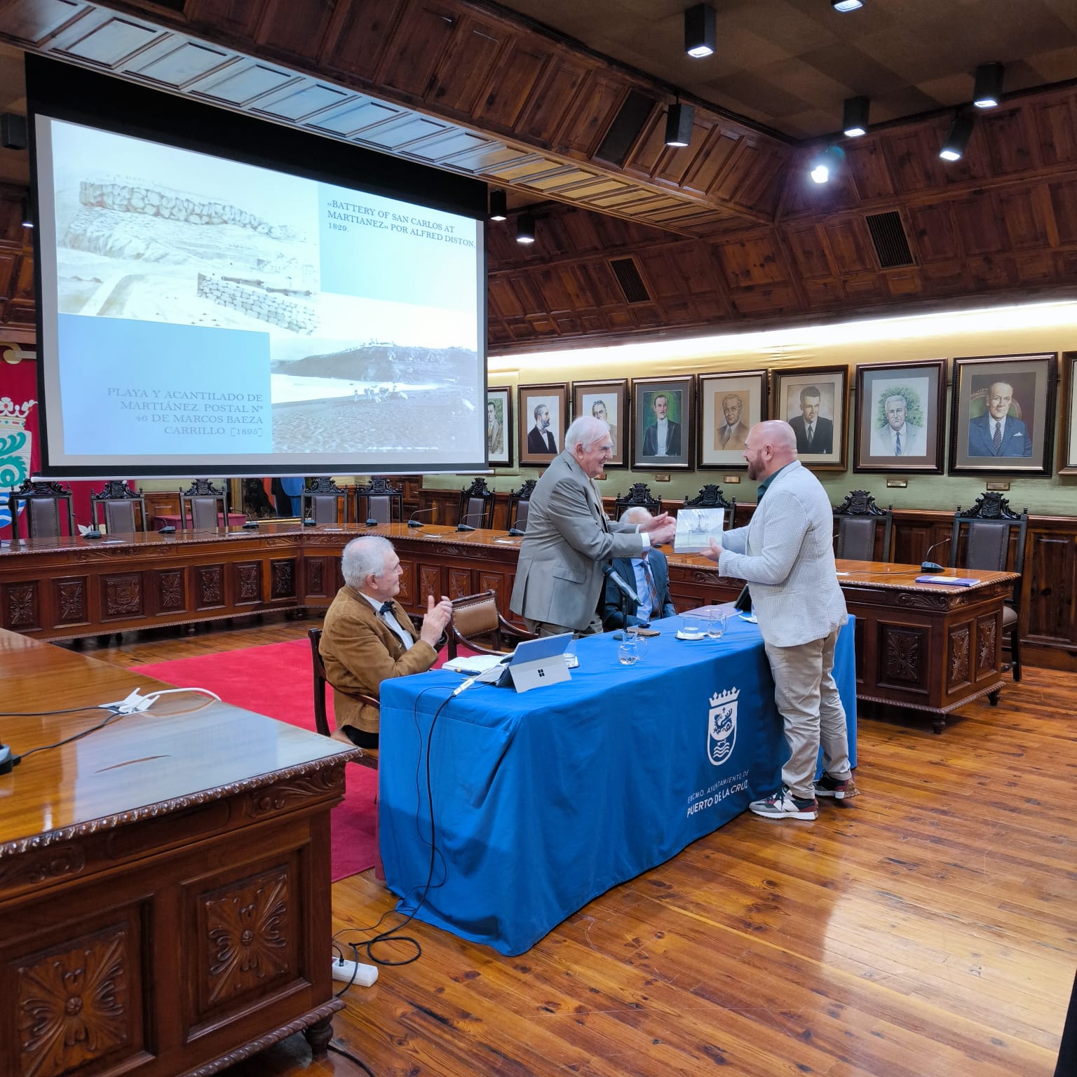 Presentación del libro / CanariasNoticias.es 