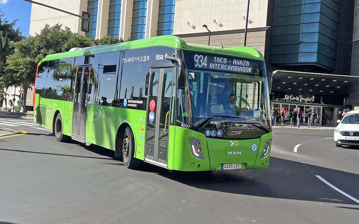 Guagua de Titsa / CanariasNoticias.es 