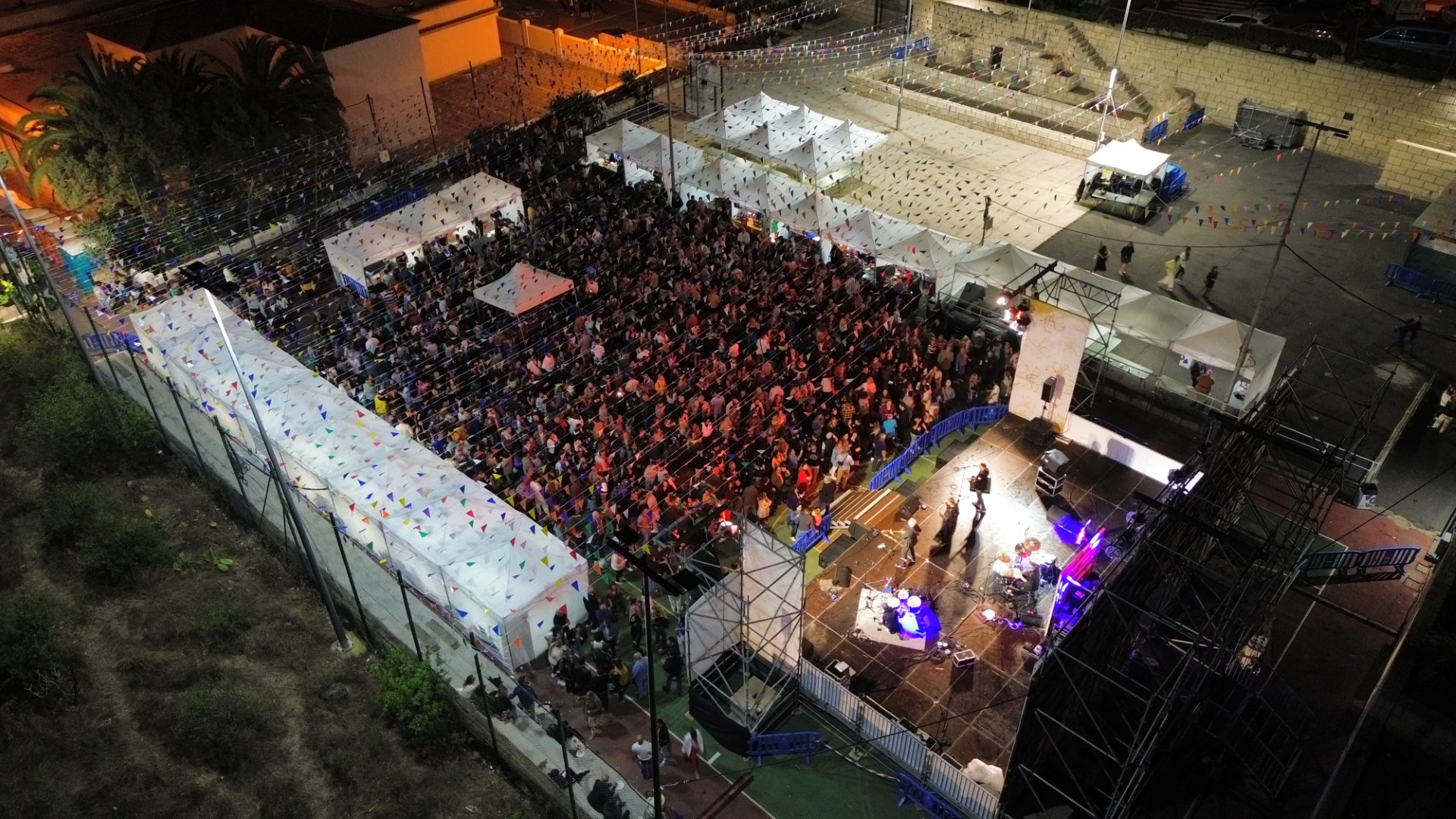 Las buenas ‘Sensaciones’ gastronómicas y la música llenan el Parque de Los Hinojeros/ canariasnoticias.es