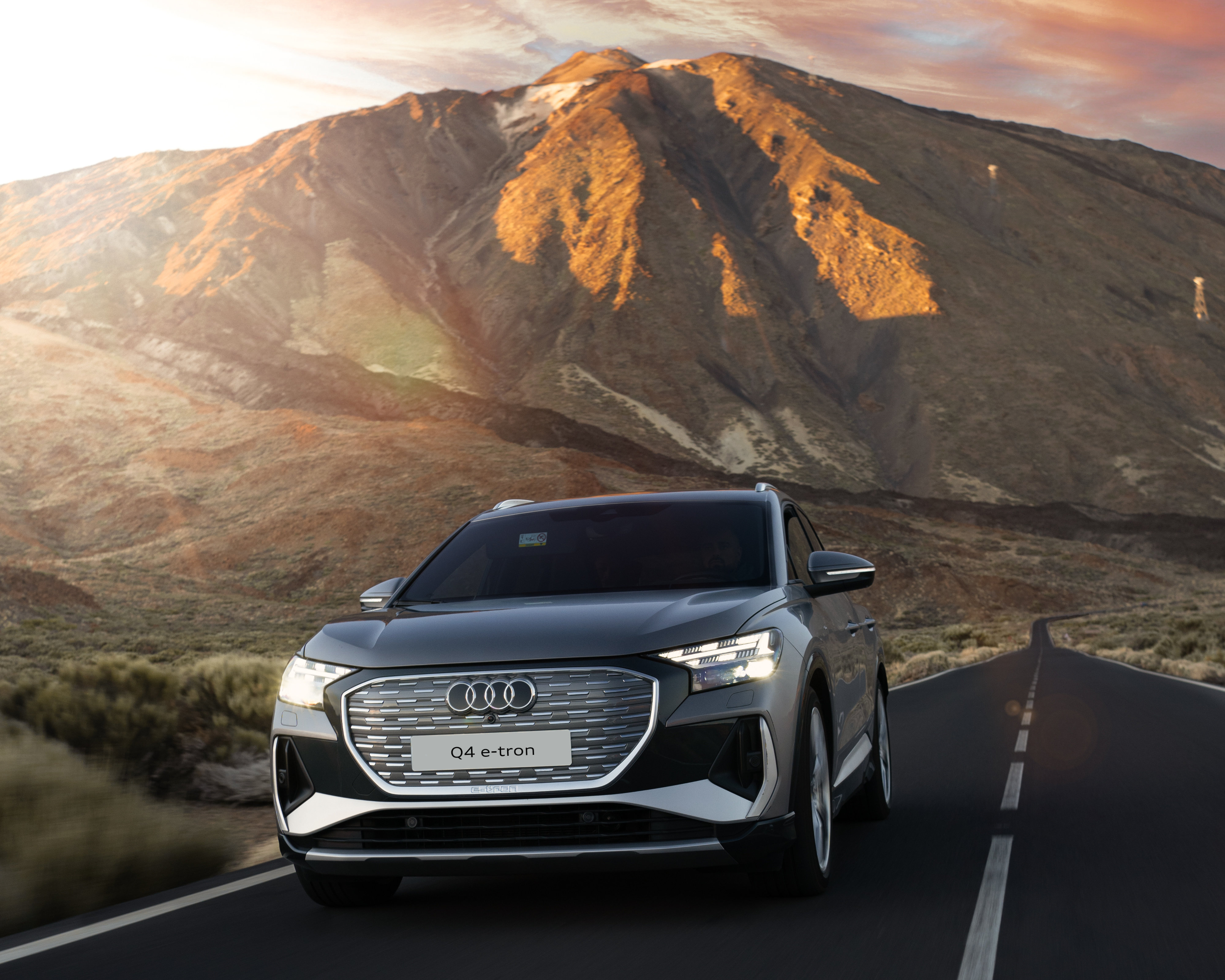 Audi Q4 e-tron Audi Q4 e-tron