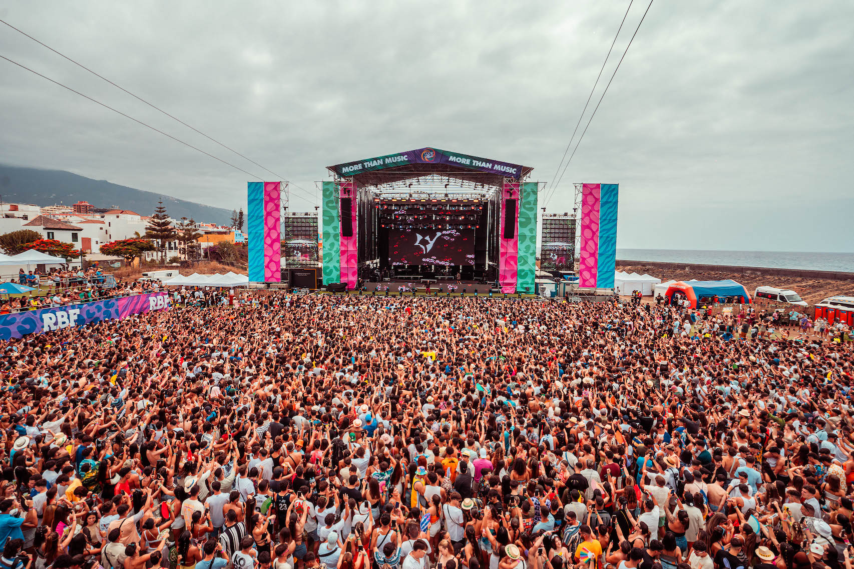Reggaeton Beach Festival
