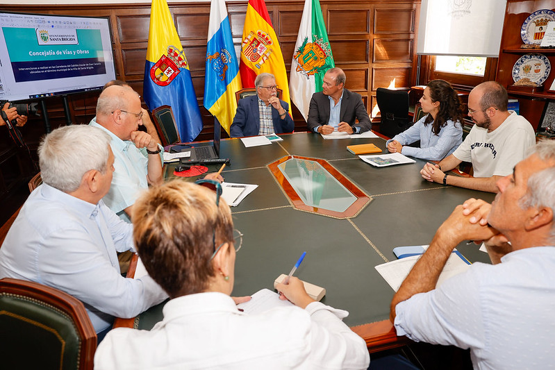 Reunión obras en Santa Brígida / CanariasNoticias.es 