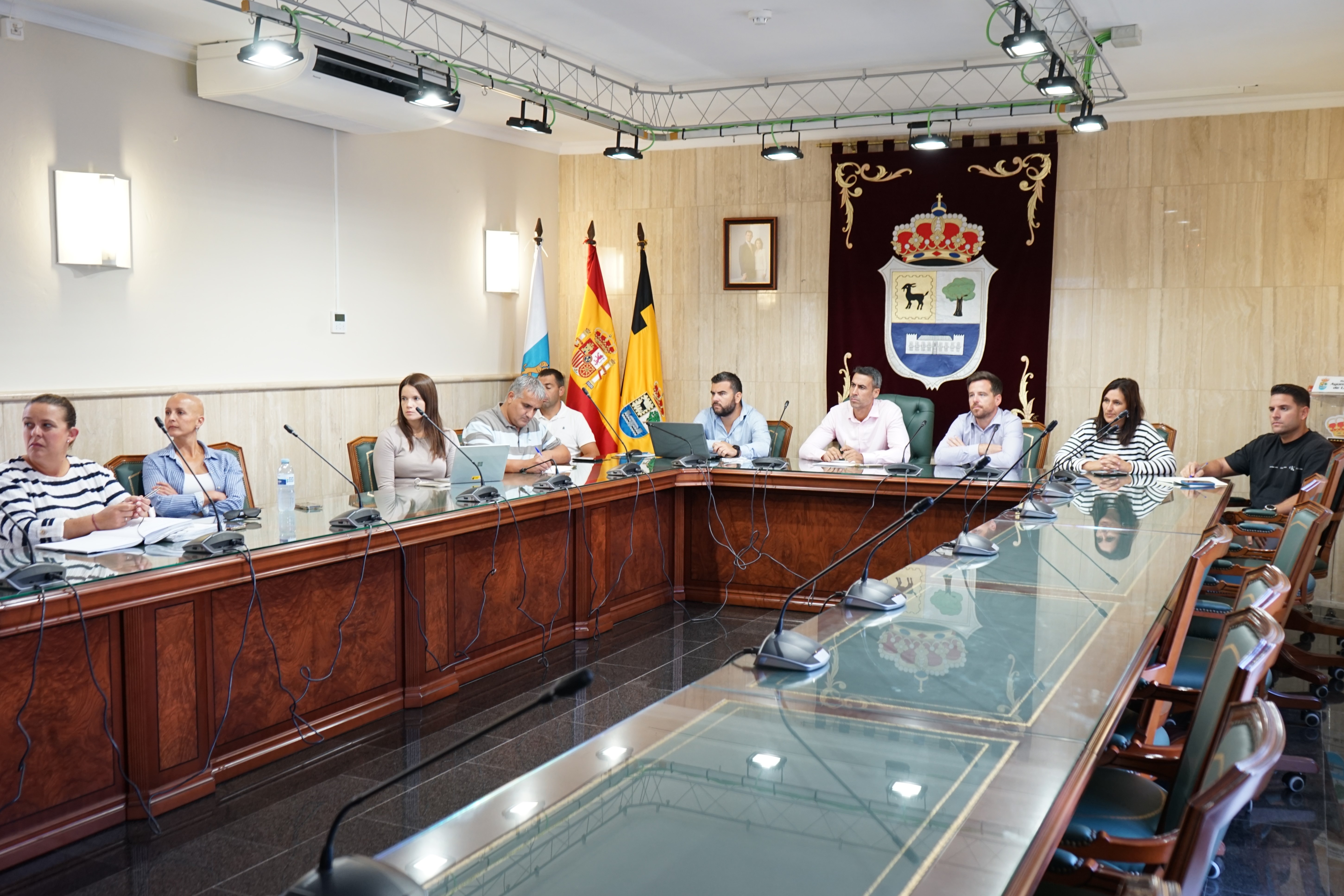 Pleno del Ayuntamiento de La Oliva / CanariasNoticias Pleno del Ayuntamiento de La Oliva / CanariasNoticias