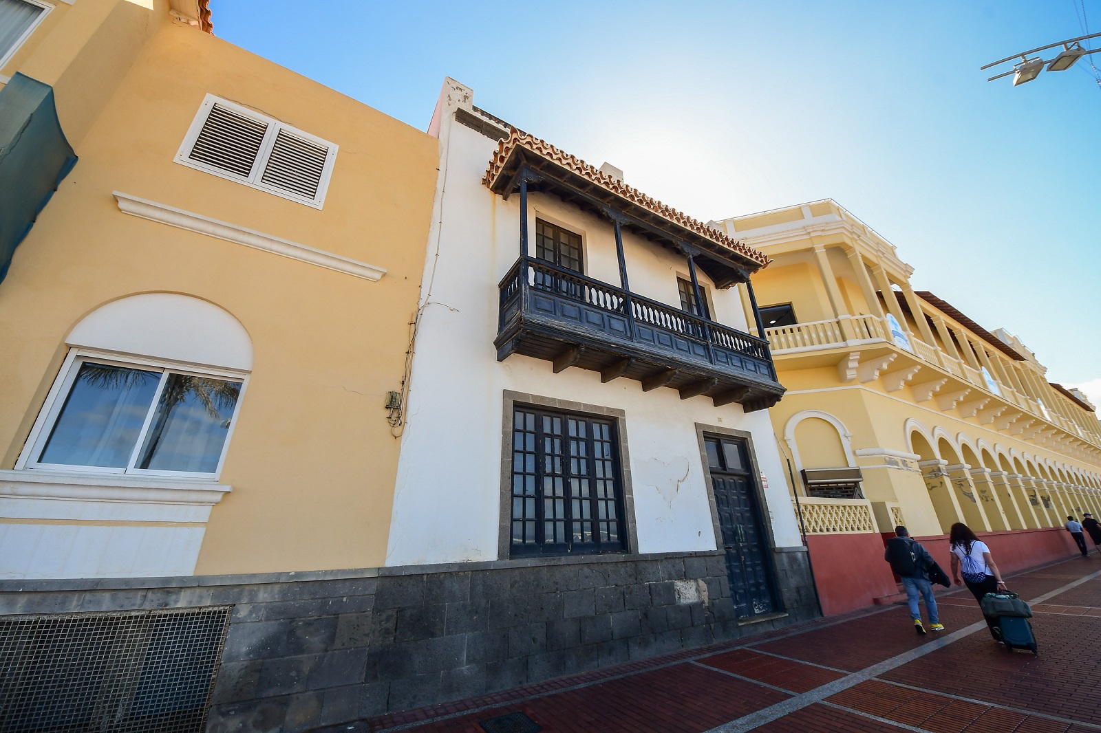 Frente Ecléctico de la Playa de Las Canteras