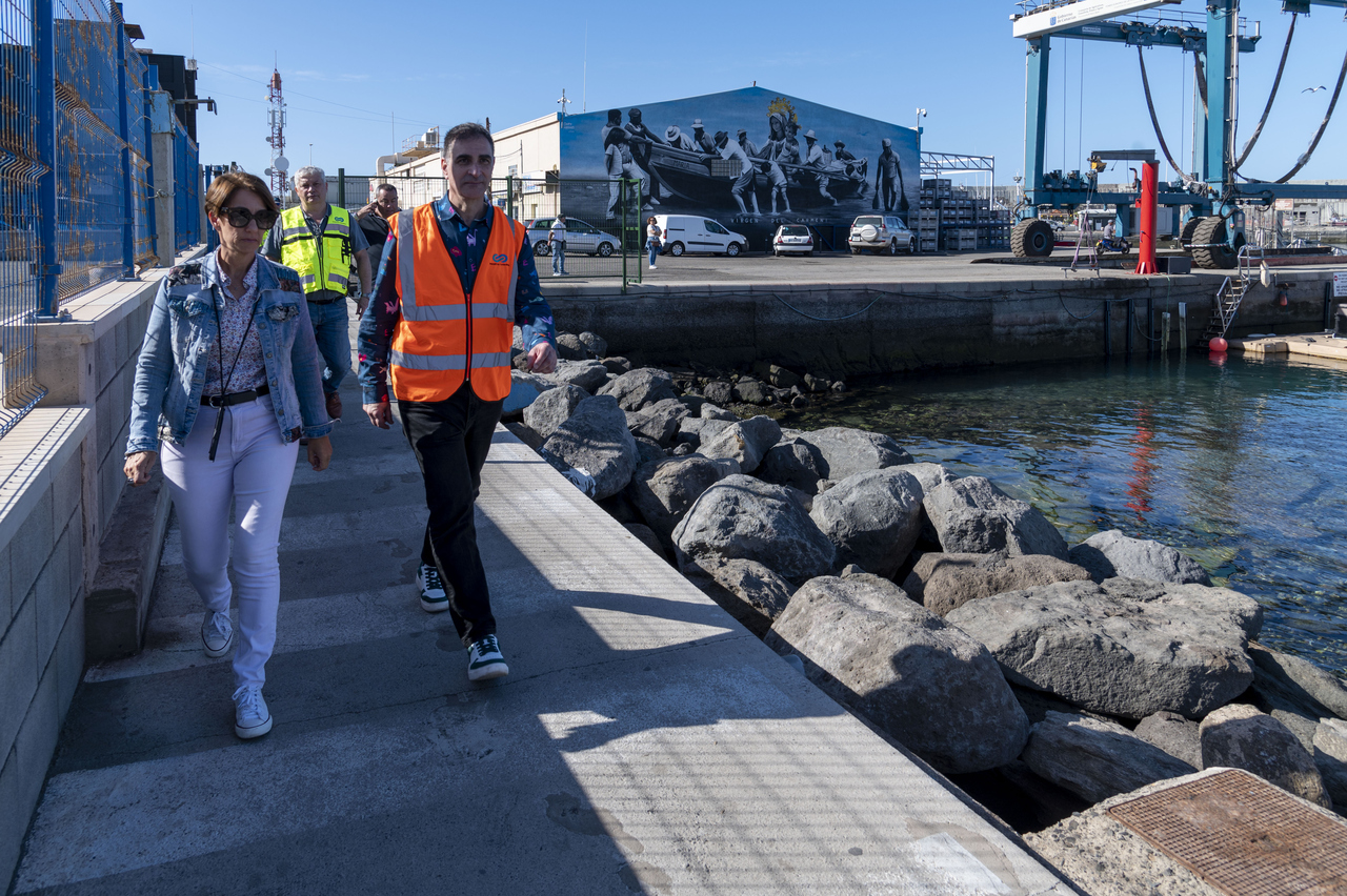 Visita al muelle de Arguineguín 