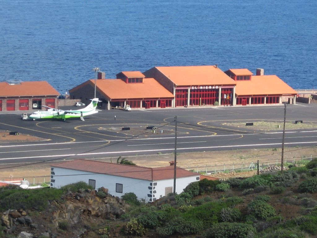 Aeropuerto de El Hierro Aeropuerto de El Hierro