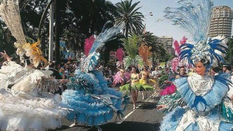 Grupo de comparsas en el carnaval de Las Palmas de Gran Canaria