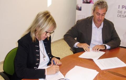 Firma del Convenio del Ayuntamiento de Santa Cruz de Tenerife y la Cruz Roja