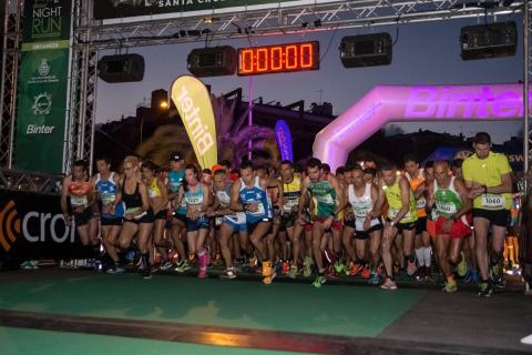 Salida de la carrera Binter NightRun Tenerife