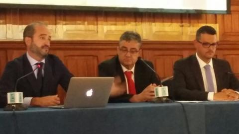 El alcalde de Ingenio, Juan Díaz Sánchez, Juan Manuel Roa y Chrístopher Rodríguez