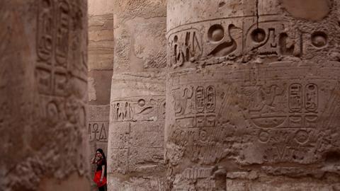 Columnas con jeroglígicos
