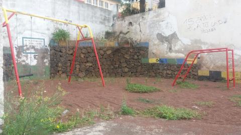 Parque infantil en la Corujera