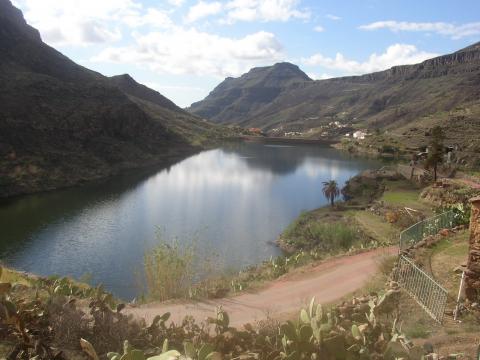 Presa de Ayagaures