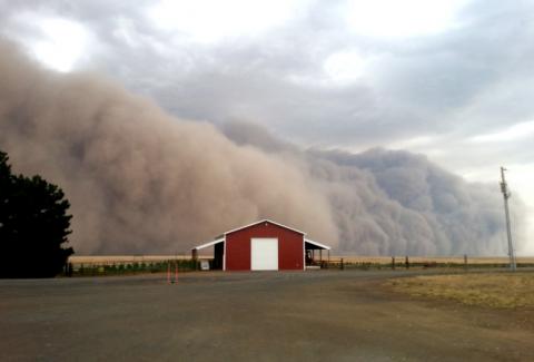 Una nube de polvo en una tormenta de EEUU