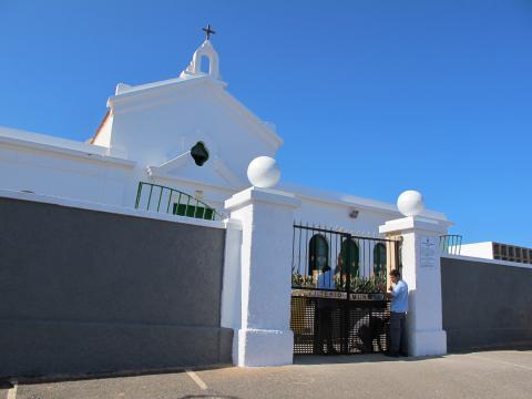 Cementerio de la Atalaya en Guía