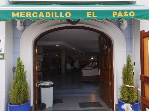 Entrada del Mercadillo de El Paso