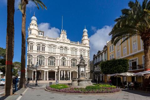 Gabinete Literario de Las Palmas de Gran Canaria Gabinete Literario de Las Palmas de Gran Canaria