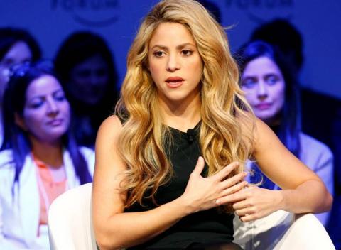 Shakira Shakira