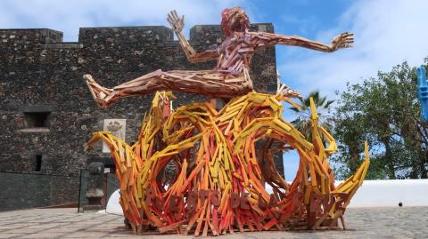 Escultura de Luigi Stinga. Puerto de la Cruz