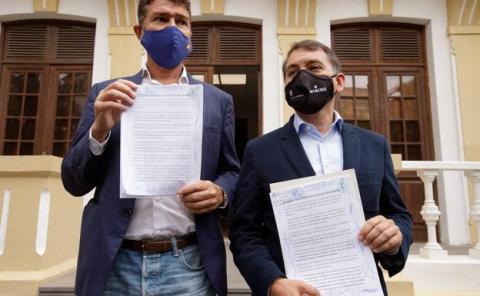 Presentación de la moción de censura a Patricia Hernández. Santa Cruz de Tenerife