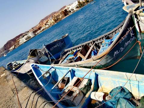 Pateras en el muelle de Arguineguín. Mogán. Gran Canaria Pateras en el muelle de Arguineguín. Mogán. Gran Canaria