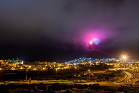 Volcán de las Fiestas Mayores anuncia que Gáldar. Gran Canaria