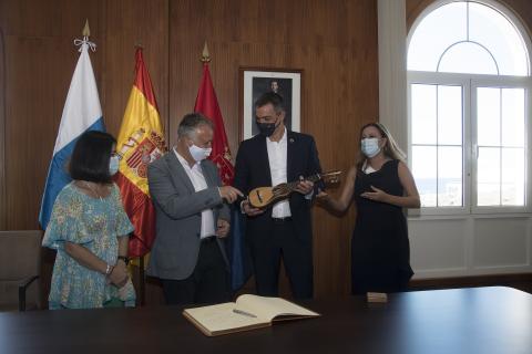 Visita de Pedro Sánchez al Cabildo de Lanzarote Visita de Pedro Sánchez al Cabildo de Lanzarote
