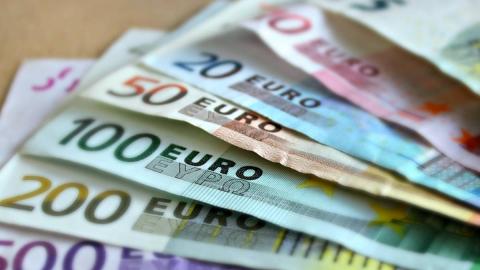Dinero