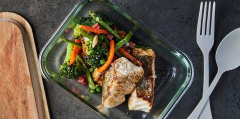 Fogonero noruego con menestra de verduras Fogonero noruego con menestra de verduras
