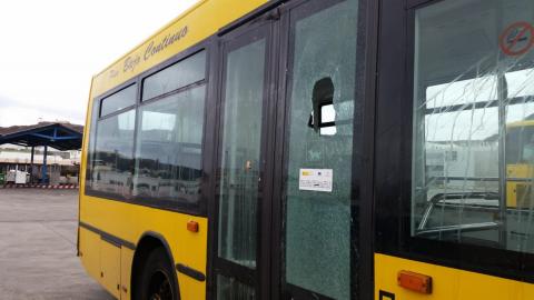 Actos vandálicos en Guaguas Municipales Actos vandálicos en Guaguas Municipales