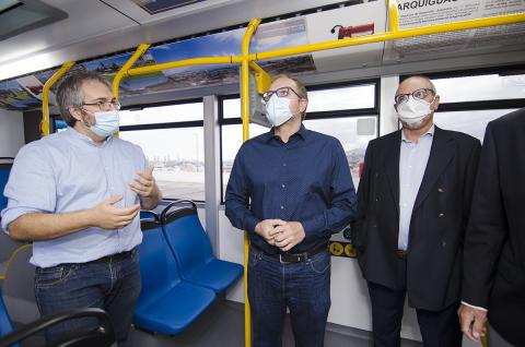 Guaguas Municipales invita a sus viajeros a un recorrido por la “arquitectura verde” Guaguas Municipales invita a sus viajeros a un recorrido por la “arquitectura verde”