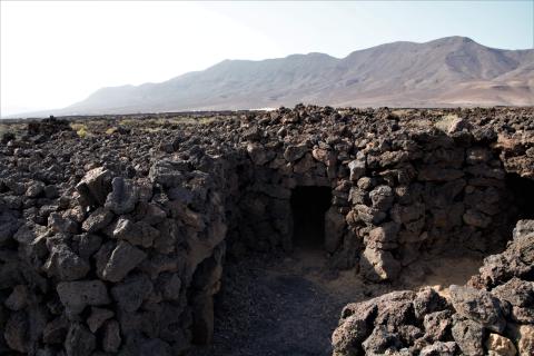 Poblado indígena de La Atalayita, en Antigua. Fuerteventura Poblado indígena de La Atalayita, en Antigua. Fuerteventura
