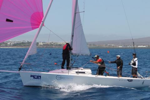 Miguel A. Lasso con Marina Rubicón I, nuevo campeón de Canarias de J80 Miguel A. Lasso con Marina Rubicón I, nuevo campeón de Canarias de J80