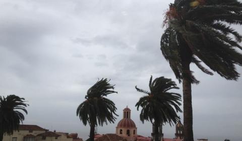 Viento fuerte. Canarias Viento fuerte