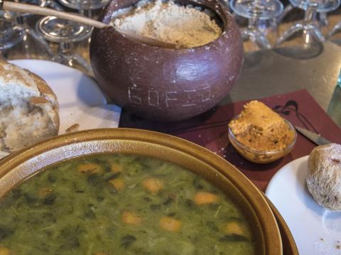Potaje de berros, gofio y almogrote / CanariasNoticias.es Potaje de berros, gofio y almogrote / CanariasNoticias.es