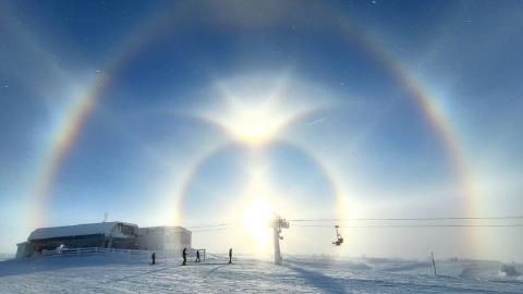 Halo solar en Suecia Halo solar en Suecia