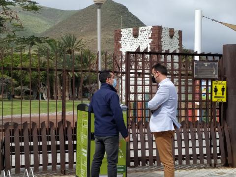 San Sebastián de La Gomera estrena 11 papeleras inteligentes / CanariasNoticias.es San Sebastián de La Gomera estrena 11 papeleras inteligentes / CanariasNoticias.es
