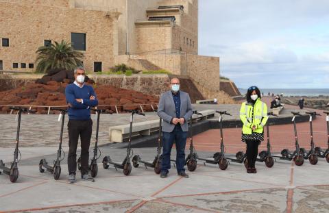Patinetas eléctricas para el personal del Ayuntamiento de Las Palmas de Gran Canaria / CanariasNoticias.es Patinetas eléctricas para el personal del Ayuntamiento de Las Palmas de Gran Canaria / CanariasNoticias.es