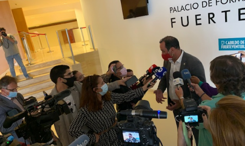 Blas Acosta renuncia a la presidencia del Cabildo de Fuerteventura / CanariasNoticias.es Blas Acosta renuncia a la presidencia del Cabildo de Fuerteventura / CanariasNoticias.es