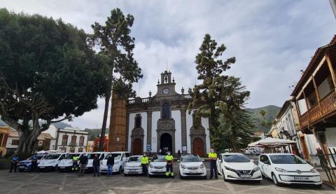 Presentación de los vehículos eléctricos de Teror / CanariasNoticias.es
