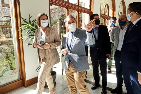 Reapertura del Hotel Iberostar Grand Mencey en Santa Cruz de Tenerife / CanariasNoticias.es Reapertura del Hotel Iberostar Grand Mencey en Santa Cruz de Tenerife / CanariasNoticias.es
