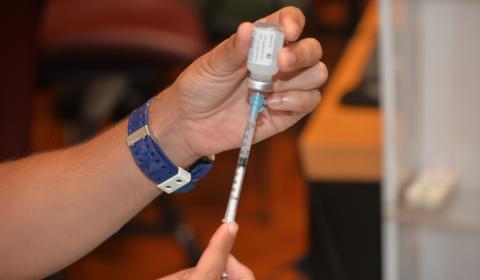 Vacunación contra Covid-19 de sanitaria del SCS / CanariasNoticias.es 