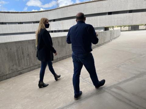 Carla Cabrera y Alfonso Ruiz en la ULL / CanariasNoticias.es Carla Cabrera y Alfonso Ruiz en la ULL / CanariasNoticias.es