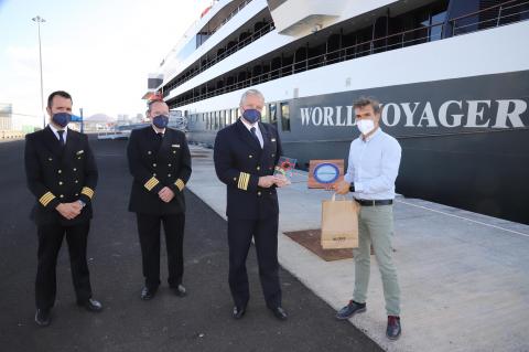El crucero de lujo ‘World Voyager’ recala por  primera vez en Lanzarote / CanariasNoticias.es