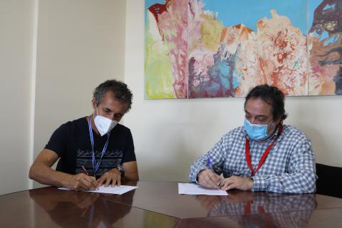 Firma del protocolo de colaboración con la Asociación de Acción Social Acompañar / CanariasNoticias.es Firma del protocolo de colaboración con la Asociación de Acción Social Acompañar / CanariasNoticias.es