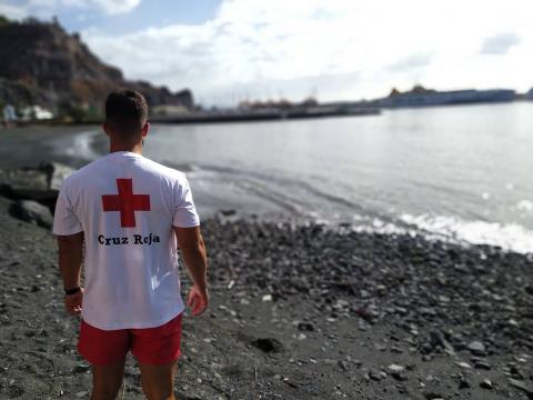 Servicio de Cruz Roja en playas de San Sebastián de La Gomera / CanariasNoticias.es